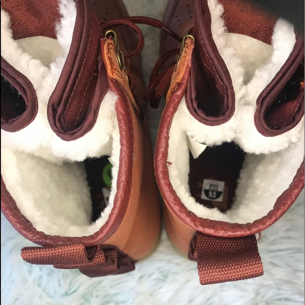 Nike Air Force One Boots - Picture 8 of 8